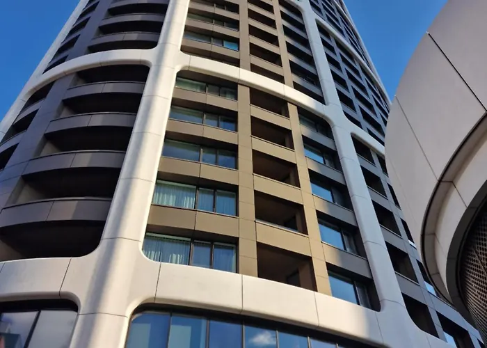 Urban Elegance Sky Park With Parking Spot Apartament Bratislava